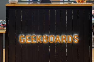 Geekboards 9